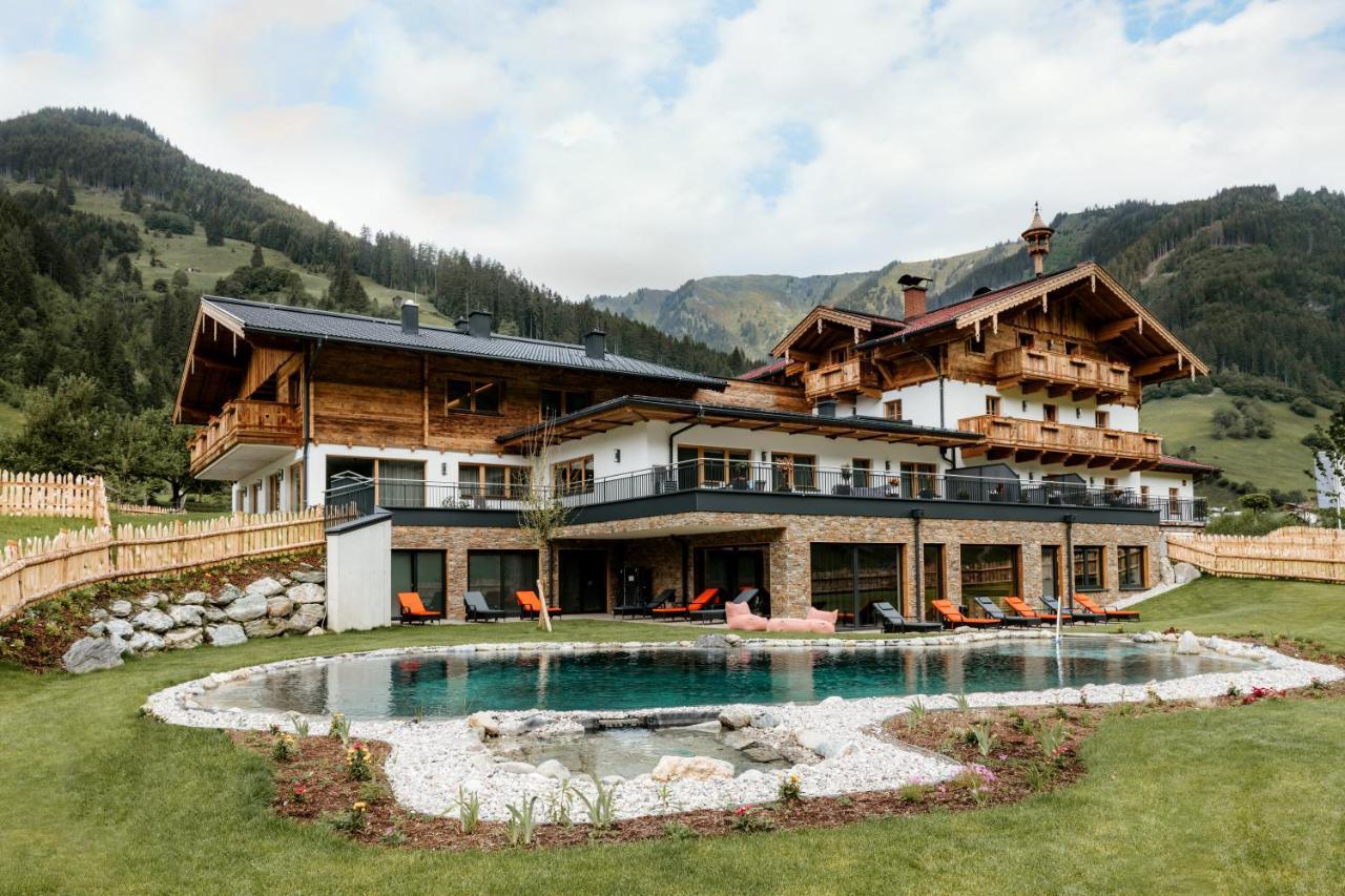 Schmiedhof Gut Apartment Grossarl Bagian luar foto
